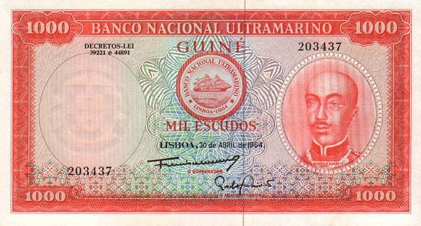Лицевая сторона банкноты Гвинеи номиналом 1000 Эскудо